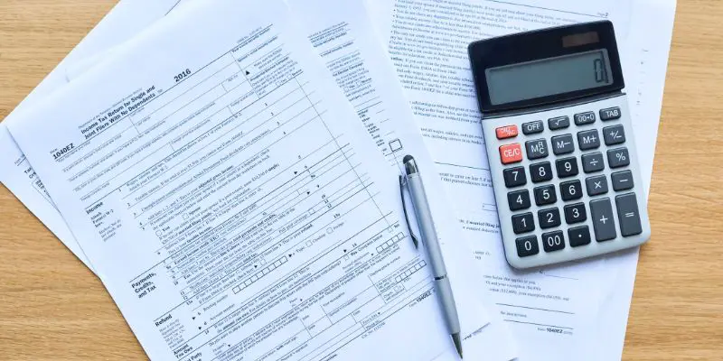 Como se declara los movimientos en cuenta de ahorro