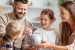 De qué manera fomentar el ahorro en la familia