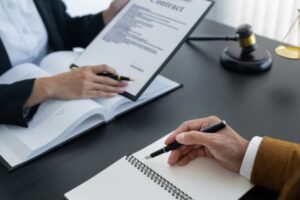 Indemnización por despido en el contrato a término indefinido