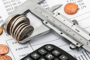 Porque el ahorro es igual a la inversión en una economía cerrada