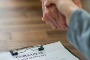 Renovación del contrato de trabajo a término fijo