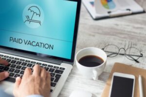 ¿Las vacaciones se pagan aparte del sueldo?